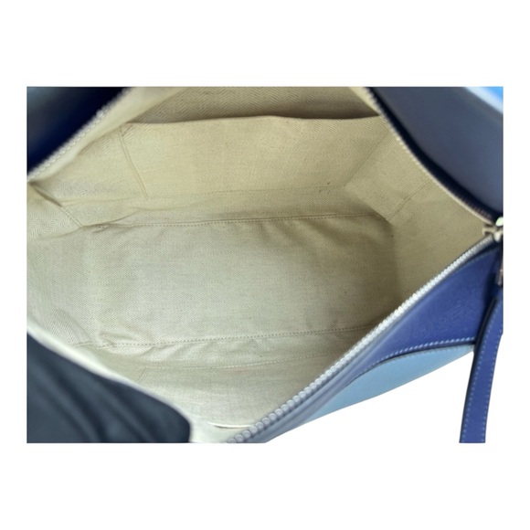 Loewe Puzzle Medium Blue - Picture 3 of 6